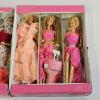 Image 5 : Vintage 1968 Mattel The World Of Barbie Doll Trunk Vinyl Case With Dolls And Accessories