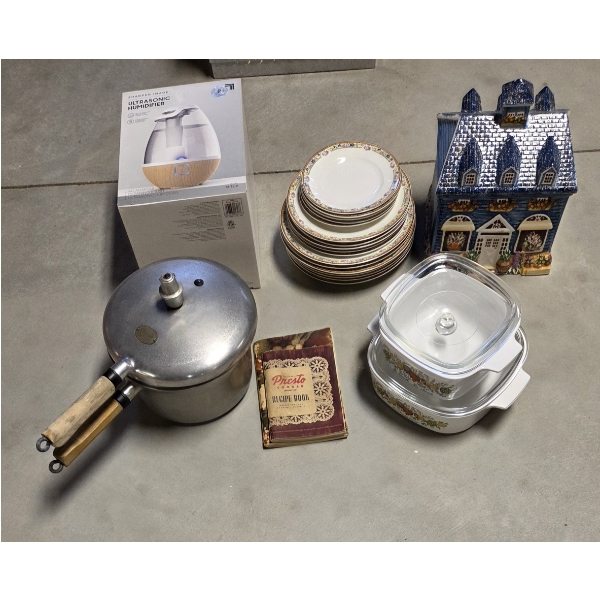 *Pick Up At Mantua Home-No Shipping Available* Pretty Floral Plate Set, New Humidifier, Presto Pot, 