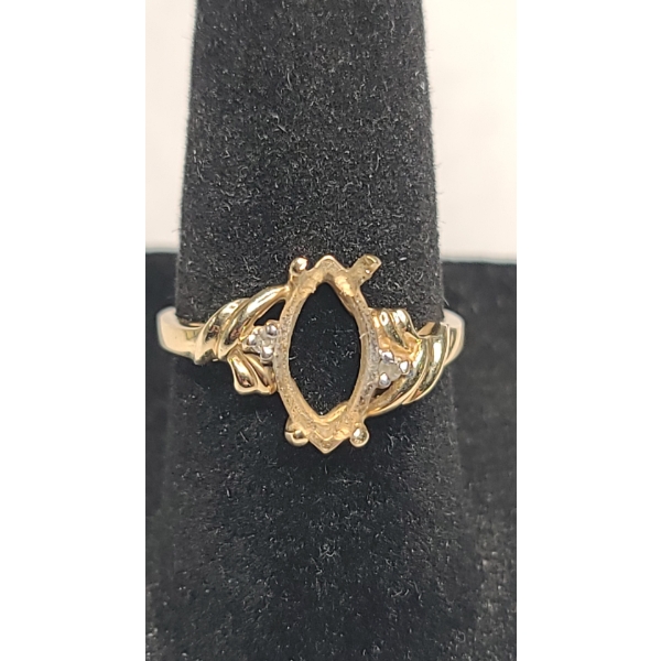 10K Yellow Gold Semi-mount Ring With Clear Accent Stones - Size 6.5 - Weight: 1.9g
