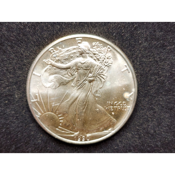 1990 American Eagle 1 Oz Fine Silver Dollar Bullion Round 