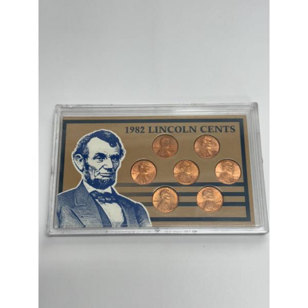 1982 Lincoln Cents United States Minted Coin Set- Excellent Condition 