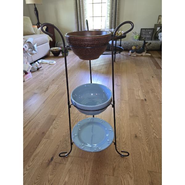 3 Tier Bowl/Plate Stand Dishes Included