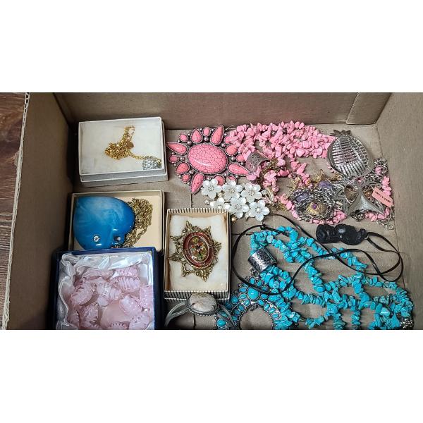 Assorted Fashion Jewelry Including Necklaces, Bracelet & Brooch Pins