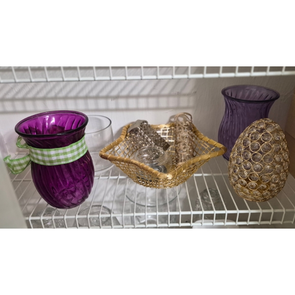 PICKUP IN NORTHFIELD - Glass Vases As Shown - All Contents On Shelf - See Pics 