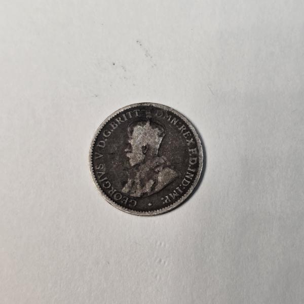 1912 Australian Sterling Silver Threepence - ASW 0.0393oz