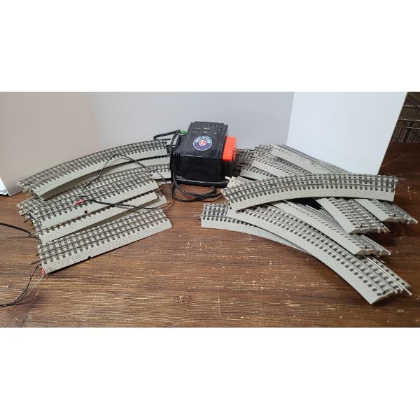 Lionel Pennsylvania Railroad Tracks With Transformer/Power Box