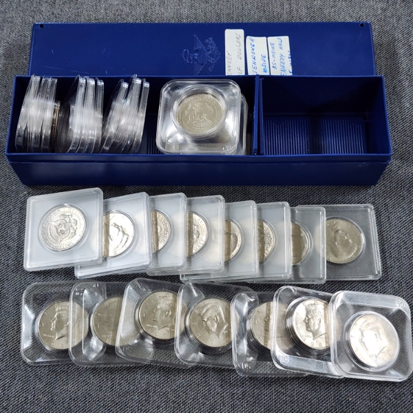Coin Collectors Case Loaded With Kennedy Half Dollars in Capsules ~ Face Value $17.00