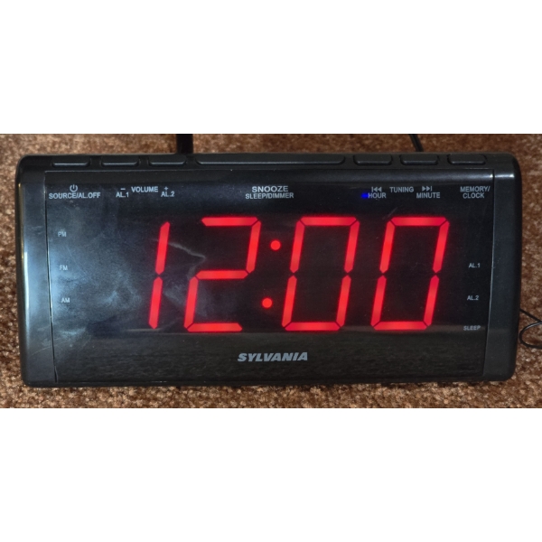 Sylvania Alarm Clock with Large Numbers