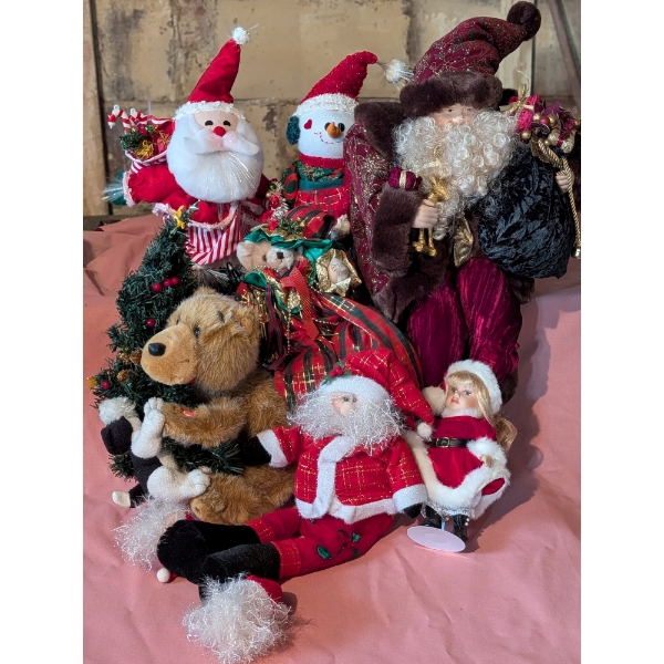 Large Collection Of Fun Animated/Musics Holiday Characters