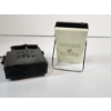 Image 5 : Vintage Ross Supreme 8 Transistor Portable Radio with Stand and Nice Carrying Case