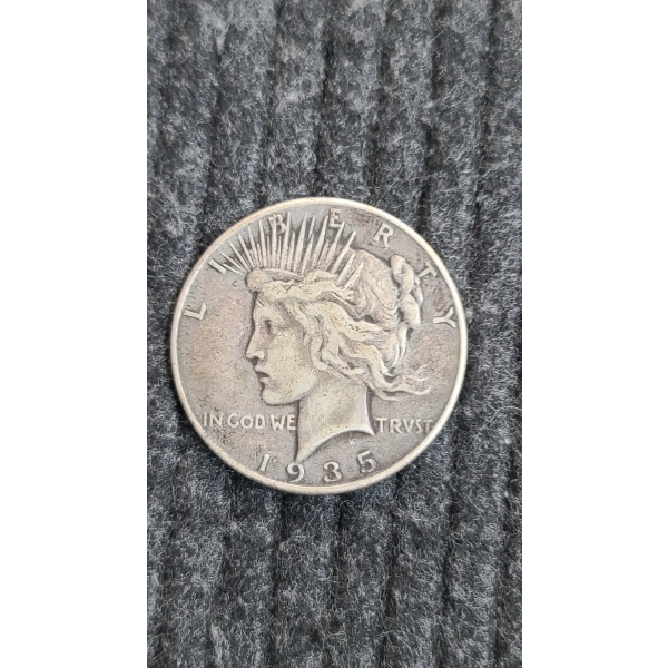 1935 90% Silver Peace Dollar 