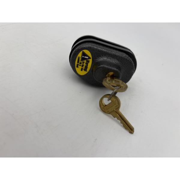 Master Pistol Lock - Lock includes rubber pads to protect firearms finish - four-pin tumbler 