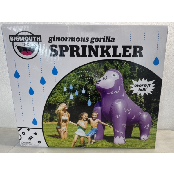 Ginormous 6 Foot Gorilla Sprinkler By Bigmouth - New In The Box