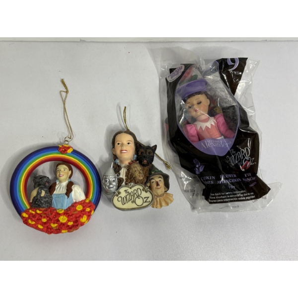 Wizard of Oz Ornaments (2) - Dorothy & Toto Rainbow- Dorothy, Toto, Lion, Scarecrow, Tin Man 