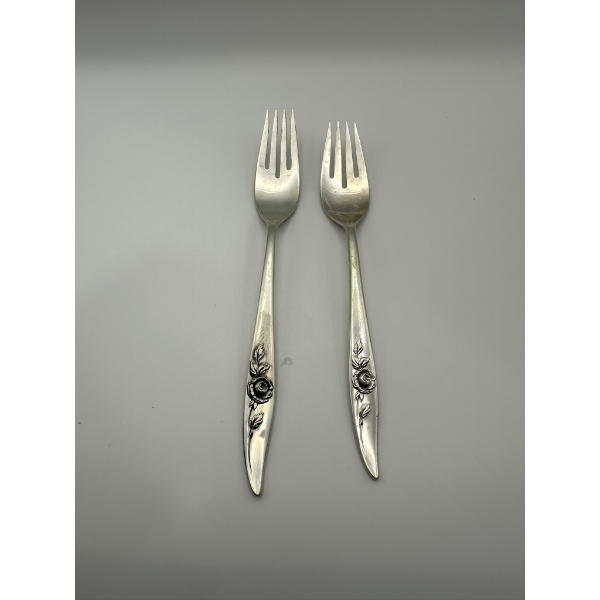 Oneida Heirloom Sterling Silver Forks - 85 Grams