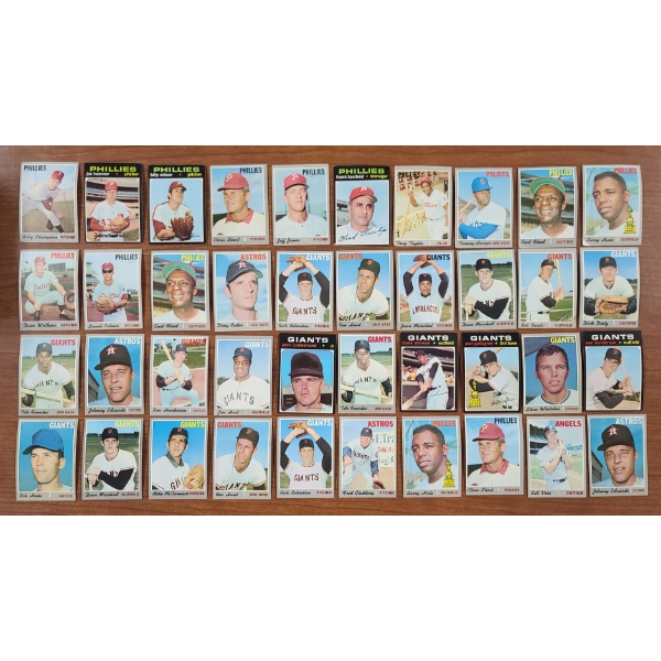 Lot of 40 Assorted 1970 & 1971 Topps Baseball Trading Cards - Phillies, Astros & Giants 