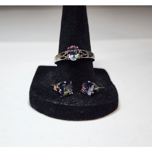 Gorgeous Rainbow Stone Sterling Silver Ring and Earring Set - TW: 3.1g