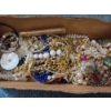 Image 2 : PICKUP IN CANTON - Large Costume Jewelry Collection And Vintage Fan  