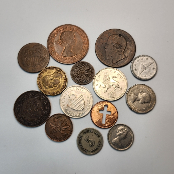 Lot of Assorted U.S. & Foreign Coins: Canada, Bermuda, Germany, & More! 