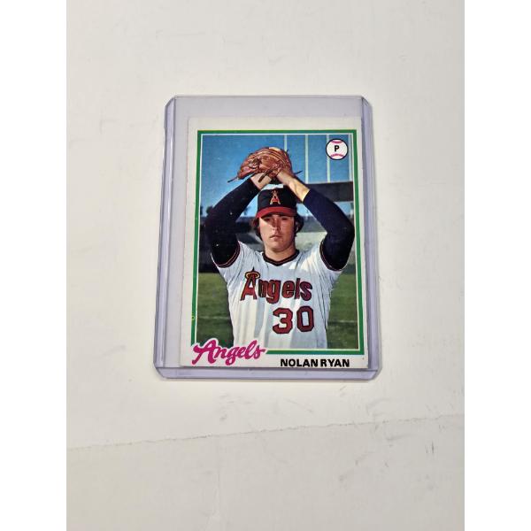 1978 Topps Baseball Card - # 400 NOLAN RYAN California Angels - Mint Condition