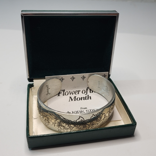 Beautiful Pewter Floral Cuff Bracelet