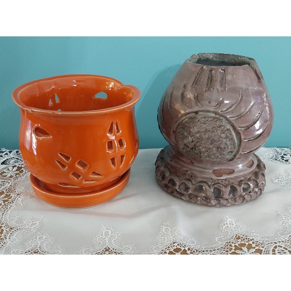 2 Pc Ceramic Glazed Planter / Vase - 8' & 6"   Exc Condition