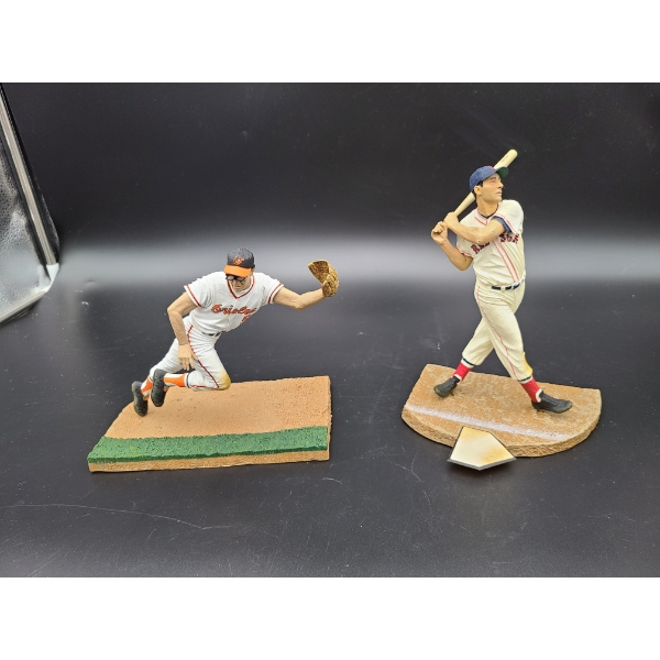 Brooks Robinson & Ted Williams Baseball Figurines - Removable pieces - Brooks Cooperstown Series 1 