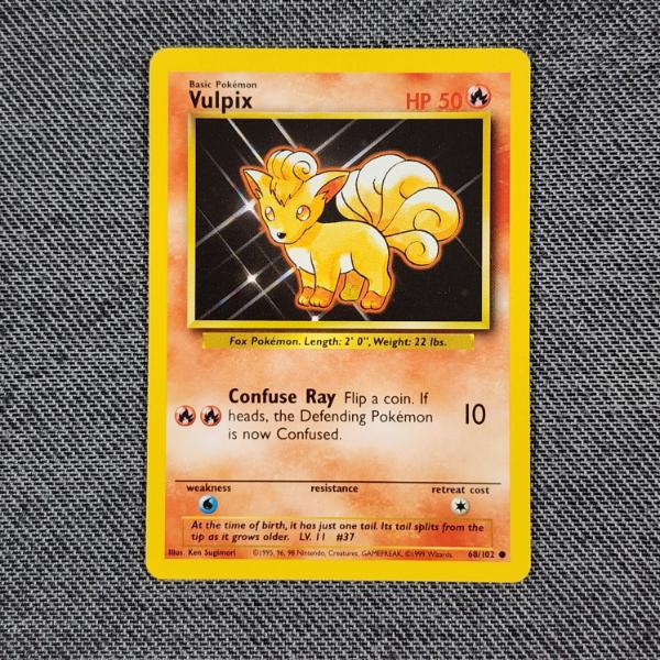 Vulpix 68/102 Vintage Base Set Pokemon Trading Card in Near Mint Condition!