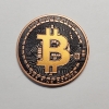 Image 1 : Colorized Bitcoin Design 1 AVDP oz .999 Fine Copper Round