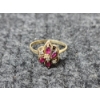 Image 8 : Lovely 14K Gold Ring Sized 7 Featuring Red & Clear Stones Weighing 2.1 Grams 