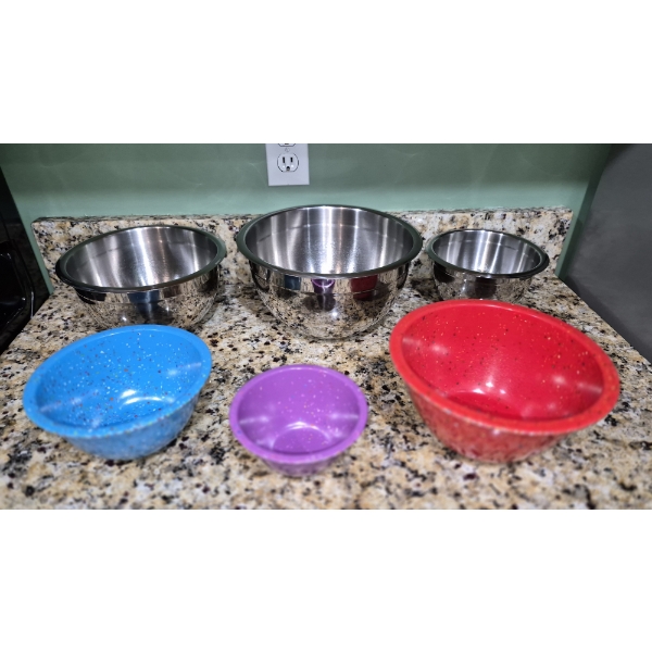 PICKUP IN NORTHFIELD - 2 Sets Mixing Bowls Including 3 Pc SS & Tramontina Colored Set - See Pics