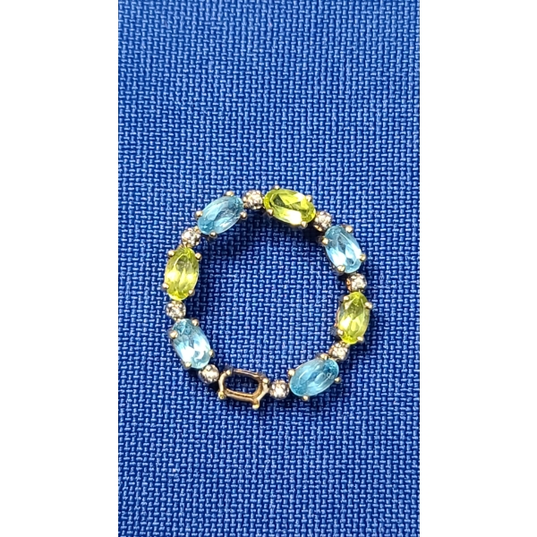 10K Gold Pendant With Multi-Colored Stones - Weight: 2.3g