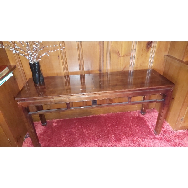 54 Inch Mahogany console Table - Excellent condition As Shown 54 x 16 x 26 Tall