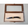 Image 2 : Buck USA 110 Hunter Knife With Gold-Tone Accents in Nice Glass-Top Display Case