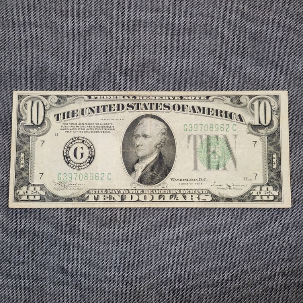 1934-B United States Federal Reserve Bank of Chicago $10 Note in Great Condition! 