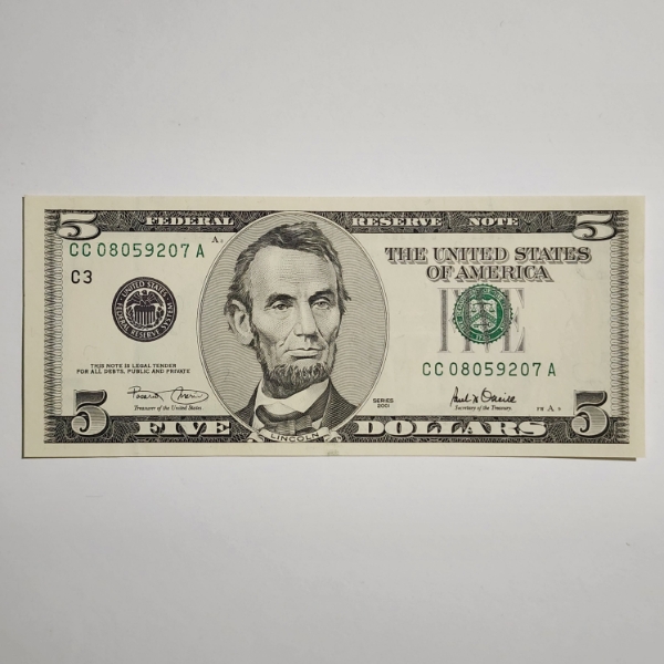 Very Nice Uncirculated 2001 United States $5 Federal Reserve Note 