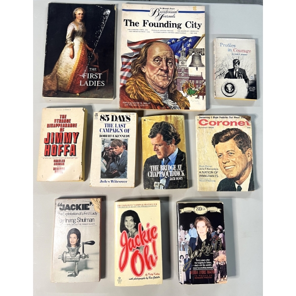 Lot of 10 Vintage Paperback Books