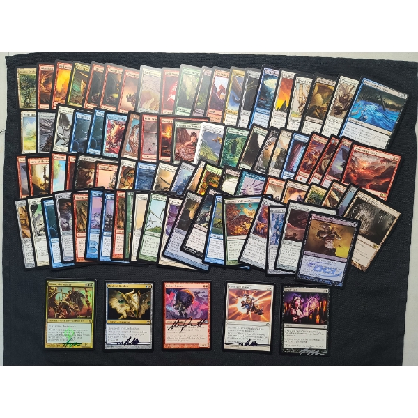 Large Lot of Magic The Gathering Trading Cards Including Rares, Holos & Even Autographs!
