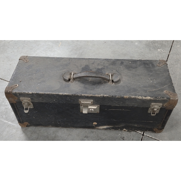 Neat Vintage Carpenters Tool Box 10''x9''x26.5''