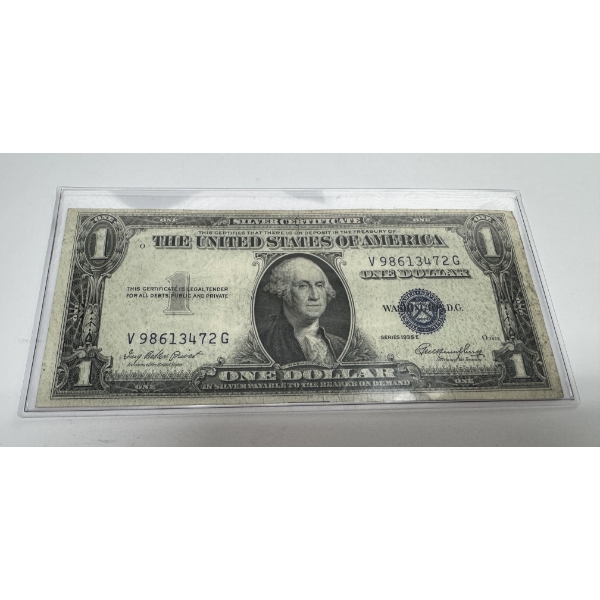 1935 Series "E" United States Washington One Dollar Silver Certificate - Incredible Condition 