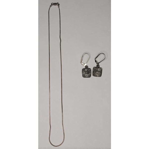 Sterling Silver 16" Necklace & "Love me, Love me not" Dangle Earrings - Weight: 8.6g
