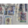 Image 15 : Large Lot of Assorted Football Trading Cards - In Sleeves