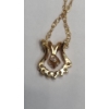 Image 3 : 14K Yellow Gold Horshoe Diamond 18" Necklace - Weight: 1.9g