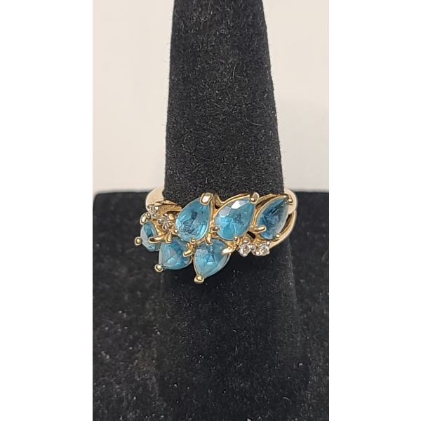 14K Yellow Gold Ring With Blue Topaz & Diamond Accents - Size 5- Weight: 3.4g