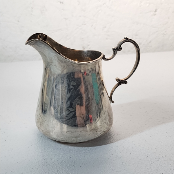 Vintage Wallace Sterling Silver Small Pitcher TW: 89.4g
