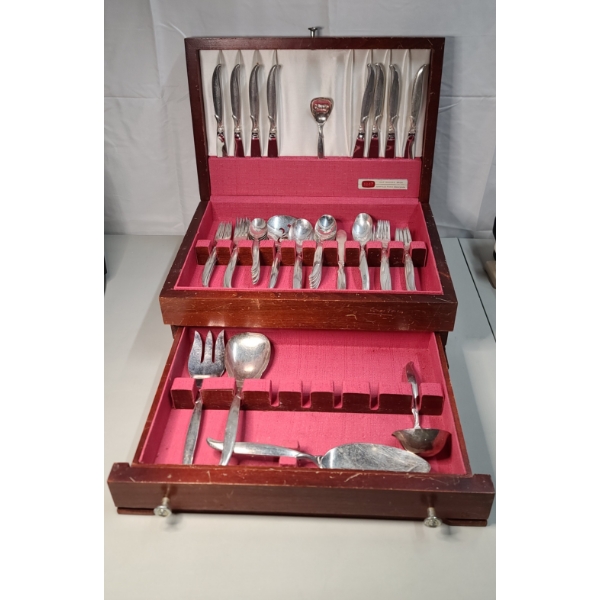 1847 Rogers Bros Silver Plated Flatware Set - Weighs Over 6 lbs 