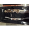 Image 3 : Collectable Uncle Henry Tin & Double Knife Set- Brand New! 