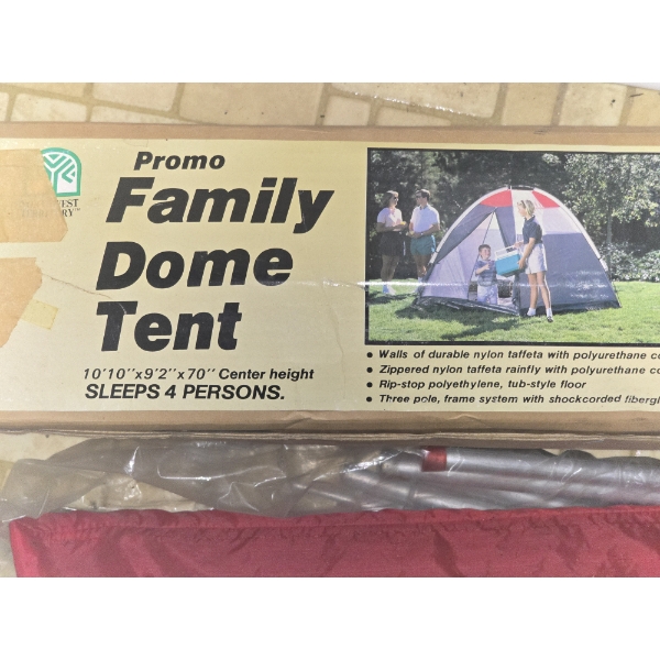 Promo Family Dome Tent - 10'10" x 9'2" x 70" Center Height