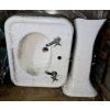 Image 1 : Cast Iron Pedestal Sink - Enamel Needs to be Refinished