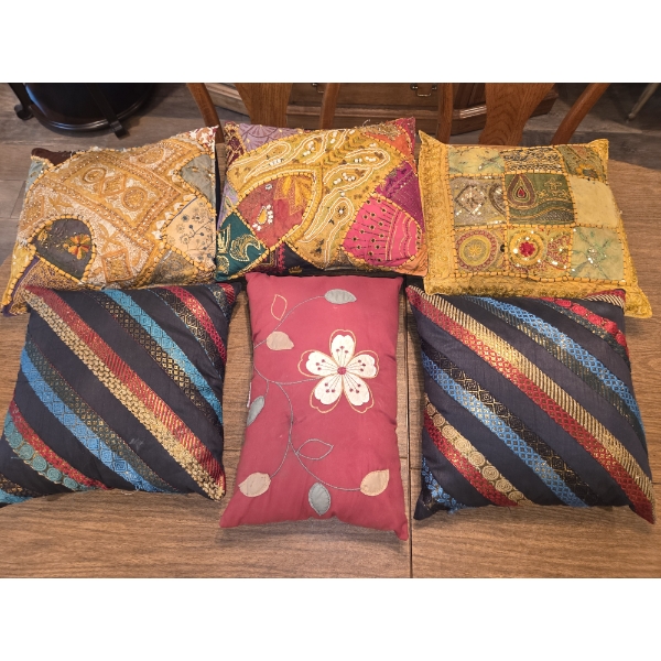 Six Gorgeous Small Accent Throw Pillow Group